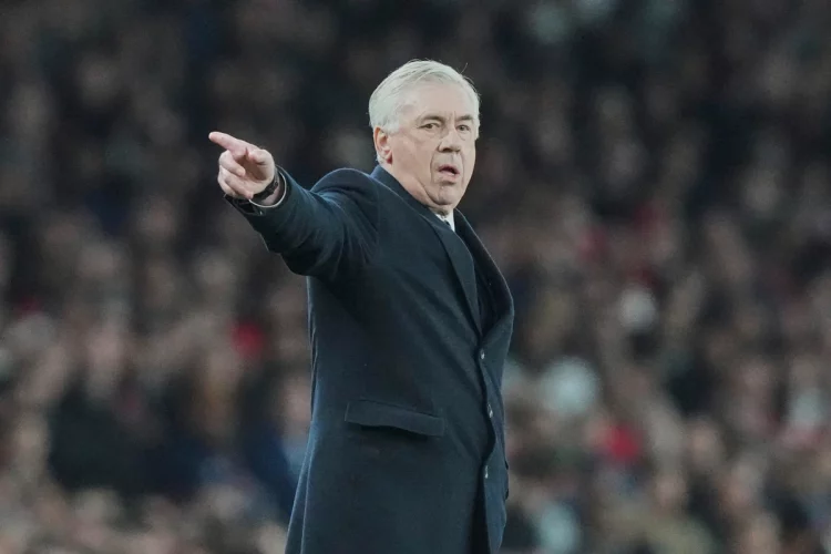 o-tecnico-carlo-ancelotti-do-real-madrid-na-partida-de-ida-das-quartas-de-final-da-liga-dos-campeoes-2722766-article.webp