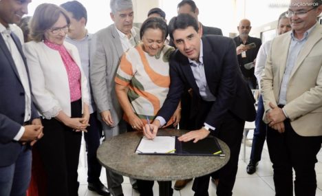 Ministro Silvio Costa Filho e Fátima Bezerra