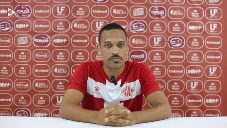 MIKAEL AMERICA.jpg