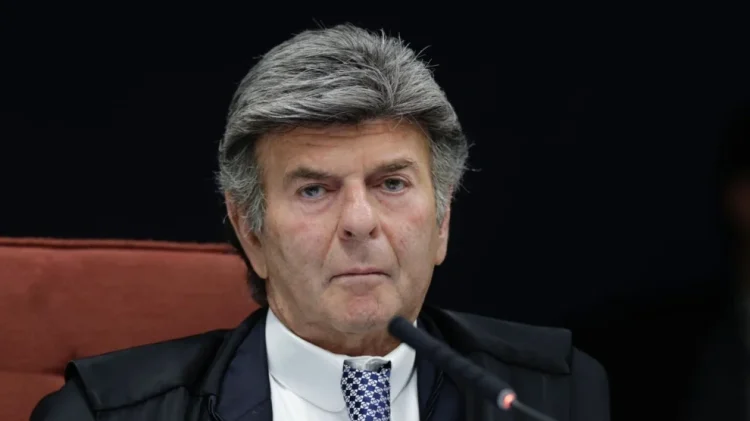 ministro-luiz-fux-990x557.jpg.webp