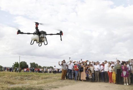 Comitiva conheceu tecnologia na zona rural de Apodi. Foto: Humberto Sales.