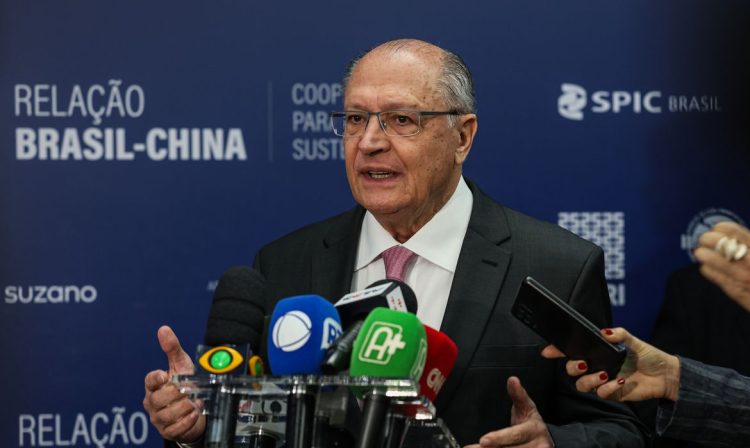 Brasília (DF) 17/04/2024 - O presidente da República em exercício, Geraldo Alckmin, participa da abertura da conferência internacional 50 Anos da Relação Brasil-China.
Foto: Antonio Cruz/Agência Brasil