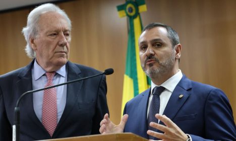 Brasília- DF 24-03-2024. Ministro da Justiça, Ricardo Lewandowski e o diretor Geral da PF, Andrei Passos, durante coletiva sobre os mandantes do assassinato de Marielle Franco. Foto José Cruz/ Agência Brasil.