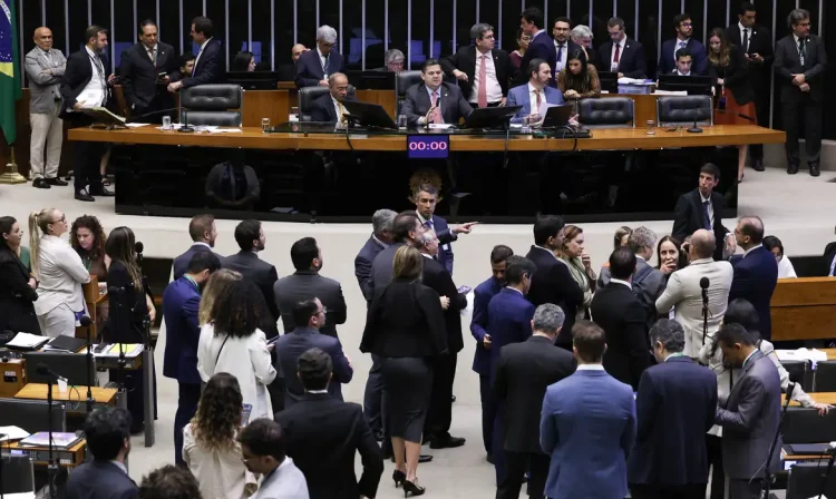 Brasília - 04/12/2025 - Sessão do Congresso Nacional que votou vetos e LDO.  Foto Lula Marques/Agência Brasil