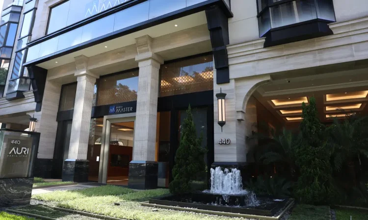 São Paulo (SP), 19/11/2025 - Fachada do Banco Master na rua Elvira Ferraz em Itaim Bibi. Foto: Rovena Rosa/Agência Brasil