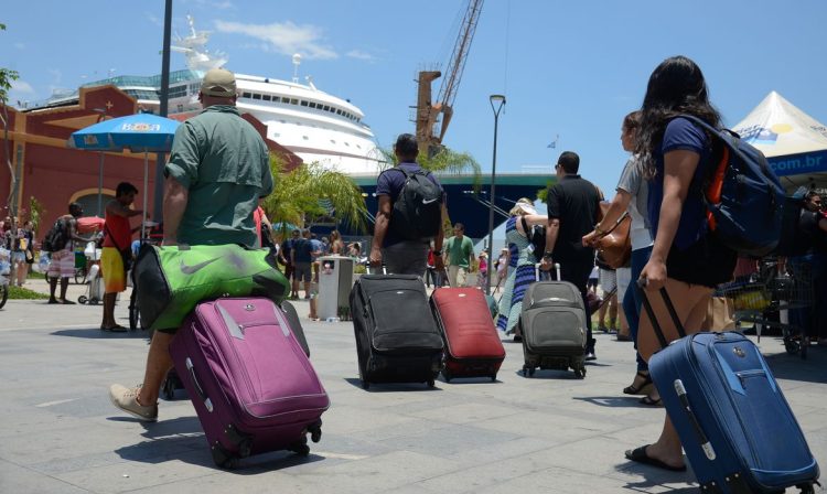 Rio de Janeiro - A temporada de cruzeiros começa no Rio e transatlânticos atracam no Pier Mauá, na zona portuária da cidade (Tomaz Silva/Agência Brasil)