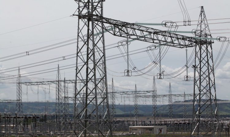 Ibiraci (MG) - O ministro Moreira Franco participa da inauguração da linha de transmissão de energia que liga a Hidrelétrica de Belo Monte ao Sudeste do País. A construção do linhão é parte do Agora, é Avançar Parcerias (Beth Santos