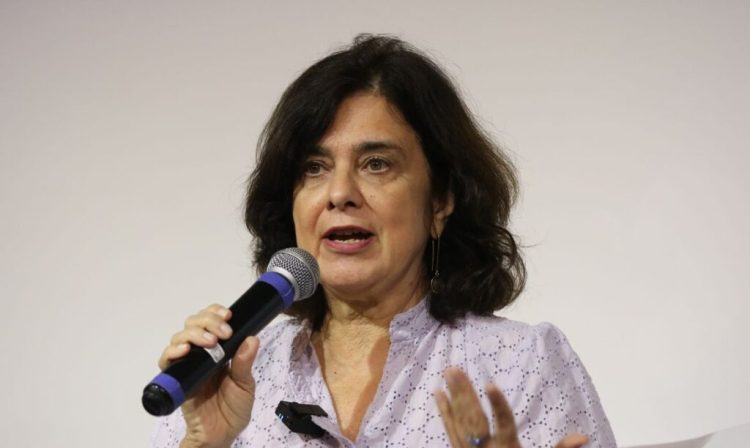 Brasília, DF 11/12/2023 A ministra da Saúde, Nísia Trindade, abre a 2ª Conferência Nacional de Planificação da Atenção à Saúde, 1ª Mostra de Saúde Mental na APS e 1ª Mostra de Cuidados Paliativos e Segurança do Paciente Foto: Fabio Rodrigues-Pozzebom/ Agência Brasil