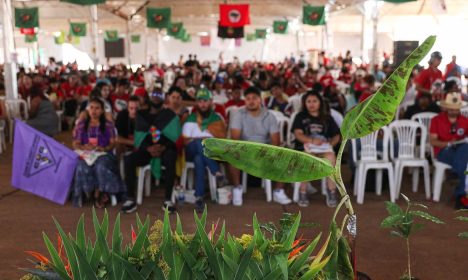 Brasília (DF) 16/10/2023 - Acampamento da Juventude em Luta, por Terra e Soberania Popular realizado pela Via Campesina. reúne dois mil jovens camponeses de 22 estados.  Na programação, debates sobre a conjuntura política nacional e global, a questão feminista e antirracista, arte, cultura e as tarefas da juventude frente às questões ambientais.
Foto: José Cruz/Agência Brasil