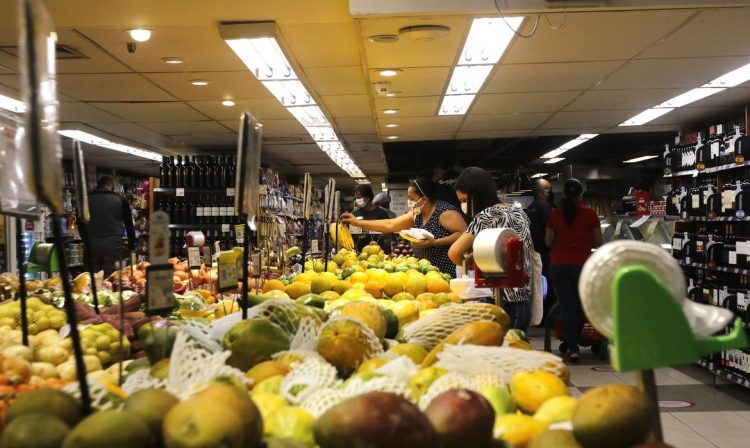 Supermercado na zona sul do Rio de Janeiro