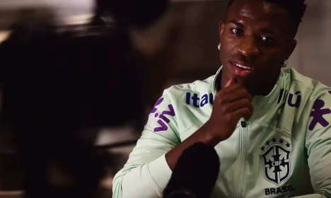 Vinícius Jr. concede entrevista à Reuters em Turim