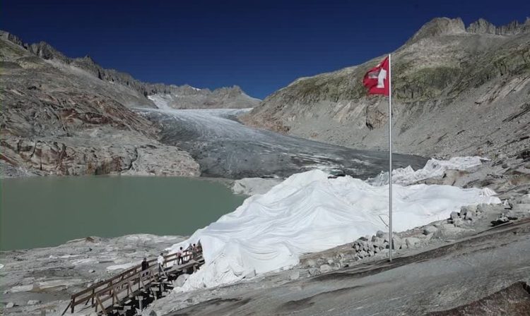 Swiss glaciers lose 10% of volume in worst two years on record