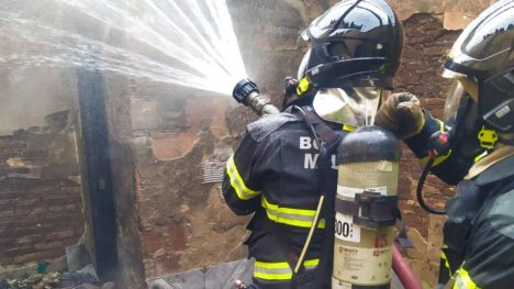 Incêndio foi controlado por bombeiros. Foto: Divulgação/CBMRN