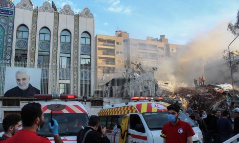Consulado iraniano em Damasco é destruído em suposto ataque aéreo israelense
01/04/2024
REUTERS/Firas Makdesi