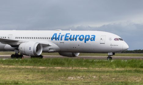 Avião Boeing 787-9 Dreamliner, da Air Europa, no Aeroporto Internacional de Natal, em São Gonçalo do Amarante, Rio Grande do Norte
1/7/2024 REUTERS/Alexandre Lago