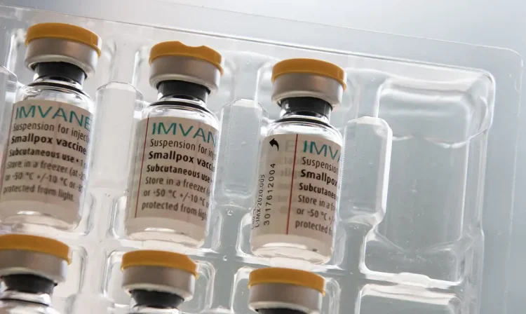 FILE PHOTO: Doses of Bavarian Nordic's Imvanex vaccine, used to protect against mpox virus, are pictured at the Edison municipal vaccination centre in Paris, France July 27, 2022. Alain Jocard/Pool via REUTERS/File Photo