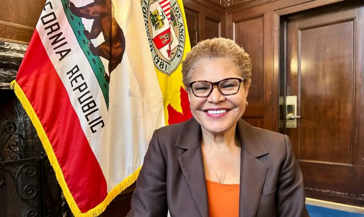 Karen Bass, prefeita los angeles, jogos de 2028