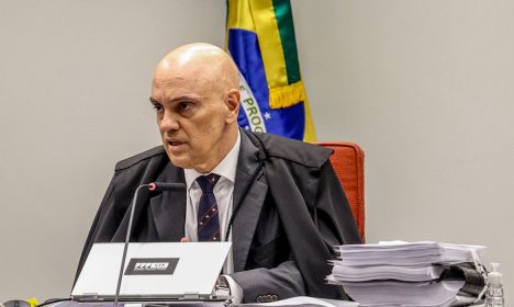 Brasília (DF) 18/06/2024 – Ministro do STF, Alexandre de Moares durante julgamento na primeira turma do STF contra os irmãos Brazão.
Foto: Valter Campanato/Agência Brasil