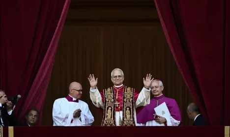 Newly elected Pope Leo XIV, Cardinal Robert F. Prevost of the U.S., appears on the balcony of St. Peter's Basilica at the Vatican, May 8, 2025.   REUTERS/DYLAN MARTINEZ