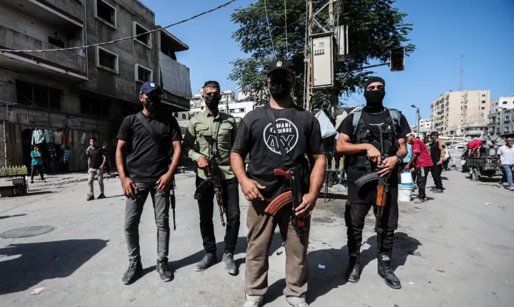 GAZA CITY, GAZA - OCTOBER 11: Palestinian police resume their duties to maintain security and regulate traffic across Gaza City, Gaza, following the ceasefire, on October 11, 2025. A Gaza ceasefire agreement was reached between Israel and Hamas early Thursday in Egypt’s Red Sea city of Sharm el-Sheikh, mediated by guarantor states Qatar, Egypt, the US and Turkiye. Hamza Z. H. Qraiqea / AnadoluNo Use USA No use UK No use Canada No use France No use Japan No use Italy No use Australia No use Spain No use Belgium No use Korea No use South Africa No use Hong Kong No use New Zealand No use Turkey
