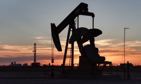 Bomba de extração de petróleo no Texas