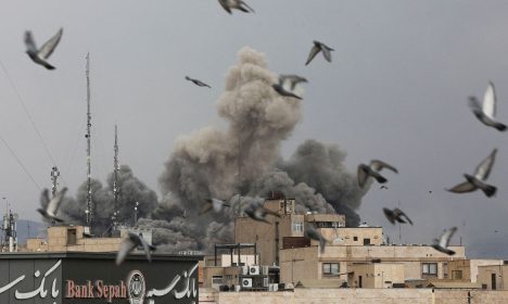 Birds fly as smoke rises following an explosion, after Israel and the U.S. launched strikes on Iran, amid the U.S.-Israel conflict with Iran, in Tehran, Iran, March 2, 2026. Majid Asgaripour/WANA (West Asia News Agency) via REUTERS ATTENTION EDITORS - THIS PICTURE WAS PROVIDED BY A THIRD PARTY     TPX IMAGES OF THE DAY