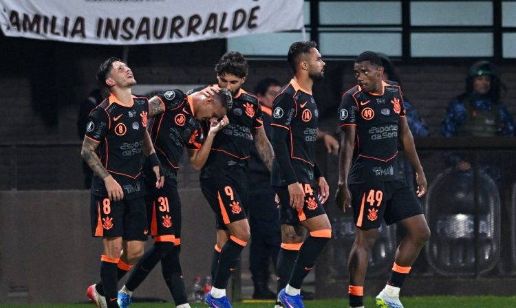 corinthians, platense, libertadores