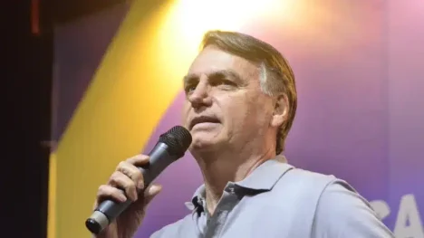 Ex-presidente Bolsonaro em ato no RN / Foto: José Aldenir - Agora RN