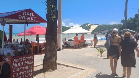 Praia de Ponta Negra, em Natal. Foto: Kívia Pandolphi/Semurb.