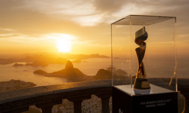 troféu, copa do mundo de futebol feminino, Rio de Janeiro, taça