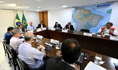 Brasília (DF), 09.09.2023 - Presidente da República em Exercício Geraldo Alckmin durante Reunião com Ministros para tratar das enchentes no Rio Grande do Sul no Palácio do Planalto em Brasília. Foto: Cadu Gomes/VPR