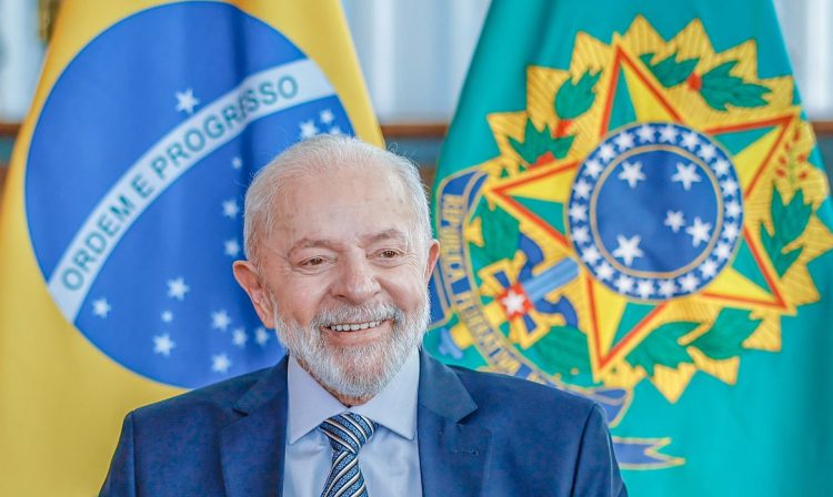 Brasília (DF), 22.07.2024 - Presidente da República, Luiz Inácio Lula da Silva, durante entrevista a correspondentes internacionais, no Palácio da Alvorada. Foto: Ricardo Stuckert/PR