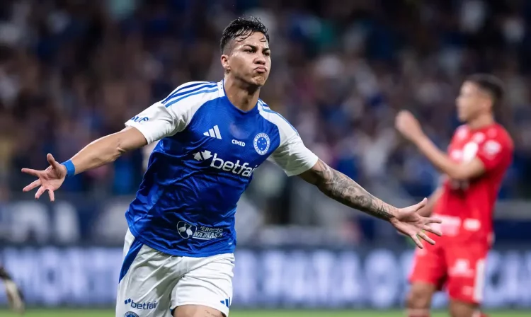 Cruzeiro x Vila Nova-GO, no Mineirão.

Foto: Gustavo Aleixo/Cruzeiro 

IMPORTANTE: Imagem destinada a uso institucional e divulgação, seu uso comercial está vetado incondicionalmente por seu autor e o Cruzeiro Esporte Clube. 

IMPORTANT: image intended for institutional use and distribution. Commercial use is prohibited unconditionally by its author and Cruzeiro Esporte Clube.