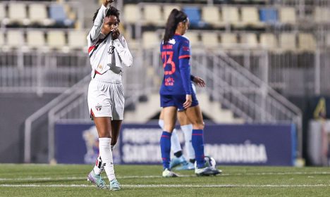 são paulo, real brasília, brasileiro feminino