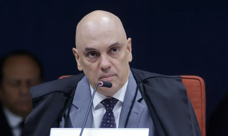 Brasília (DF), 14/10/2025 - Ministro Alexandre de Moraes durante sessão no STF de julgamento da Ação Penal 2694 -Núcleo 4 da trama golpista. Foto: Rosinei Coutinho/STF