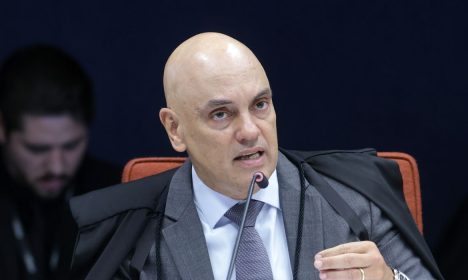 Brasília (DF), 21/10/2025 - Ministro Alexandre de Moraes durante sessão no STF de julgamento da Ação Penal 2694 -Núcleo 4 da trama golpista. Foto: Rosinei Coutinho/STF