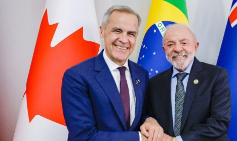 Joanesburgo, 23/11/2025 - Presidente da República, Luiz Inácio Lula da Silva, juntamente com o Primeiro-Ministro do Canadá, Mark Carney, durante a Terceira Sessão da Cúpula de Líderes do G20: Um Futuro Justo para Todos (minerais críticos, trabalho decente, inteligência artificial). Foto: Ricardo Stuckert/PR