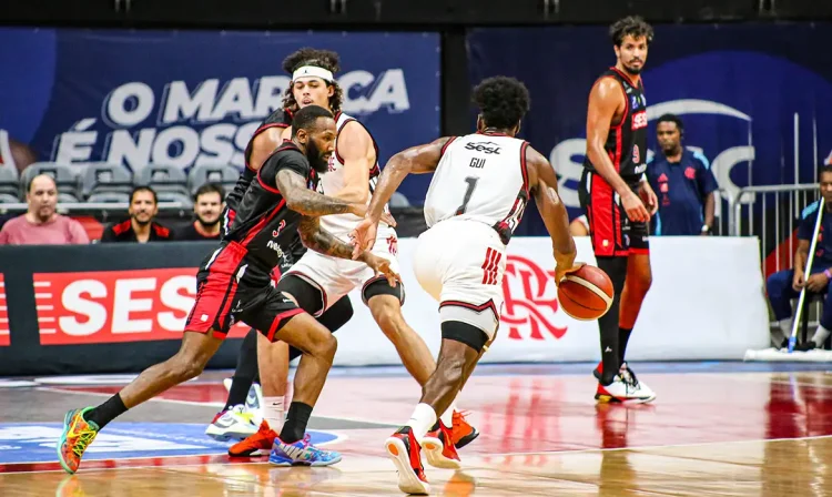 Basquete: Champions das Américas tem Flamengo e Franca nas semifinais. Foto: Julliana Nascimento/CRF