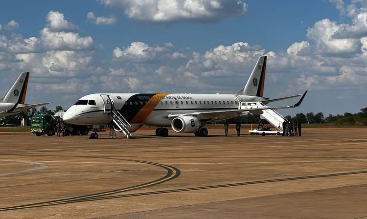 12/10/2023, Avião presidencial decolou nesta quinta rumo a Roma para se somar aos esforços de trazer brasileiros da zona de conflito no Oriente Médio. Foto: Gov.br/FAB