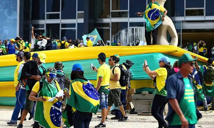 Brasília-DF, 08/01/2023, Manifestantes invadem o Congresso, o STF e o Palácio do Planalto em 08 de Janeiro de 2023. Foto: Marcelo Camargo/Agência Brasil