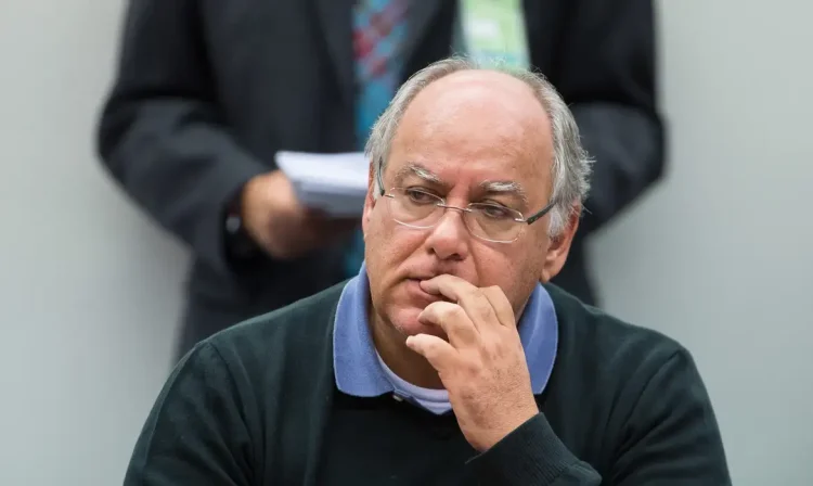 O ex-diretor da Petrobras, Renato Duque, presta depoimento em CPI na Câmara dos Deputados  ( Marcelo Camargo/Agência Brasil)