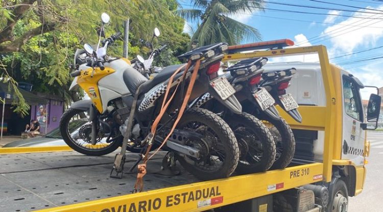 Motos-para-a-Policia-de-Transito-de-Caico