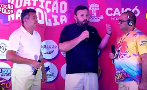 Prefeito-Dr.-Tadeu-e-o-presidente-da-Camara-em-entrevista-na-TV-Kurticao