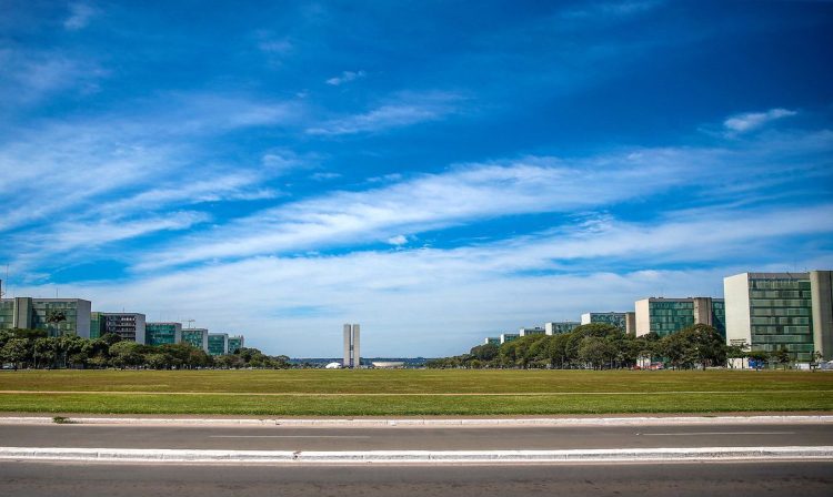 Brasília - 23.05.2023 - Cenas da cidade de Brasília. Na foto a Esplanada dos MInistérios. Foto: José Cruz/ Agência Brasil