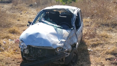 Carro ficou destruído no RN. Foto: Reprodução.