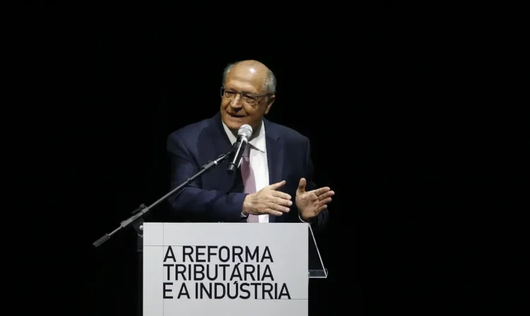 São Paulo (SP) 29/04/2024 - São Paulo 29/04/2024  A Reforma Tributaria e a Industria- Os Desafios da Regulamentação na sede da FIESP . Vice-presidente Geraldo Alckmin, durante abertura do Lançamento do Observatório da Reforma Tributária.Foto Paulo Pinto/Agencia BrasilFoto: Paulo Pinto/Agência Brasil