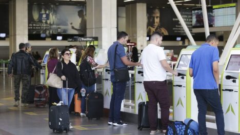 Além do estudantes de baixa renda do Prouni, os aposentados do INSS que terão direito a passagem mais barata são aqueles que ganham até dois salários mínimos / Foto: Agência Brasil