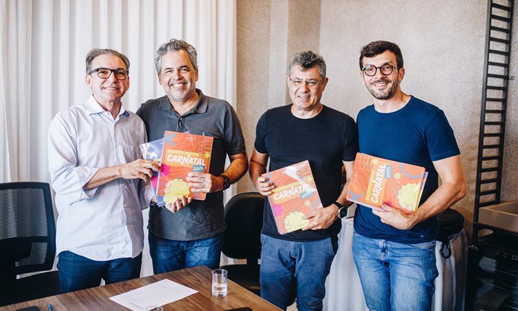 Apresentação da Pesquisa Carnatal 2024 feita pela Fecomércio
