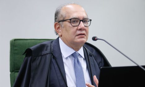 Ministro Gilmar Mendes preside sessão da 2ª turma