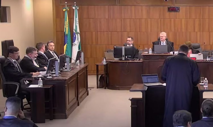 O Tribunal Regional Eleitoral do Paraná (TRE-PR) começou nesta segunda o julgamento de duas ações que pedem a cassação do senador Sergio Moro (União Brasil). Foto: Frame/TRE Paraná/Youtube